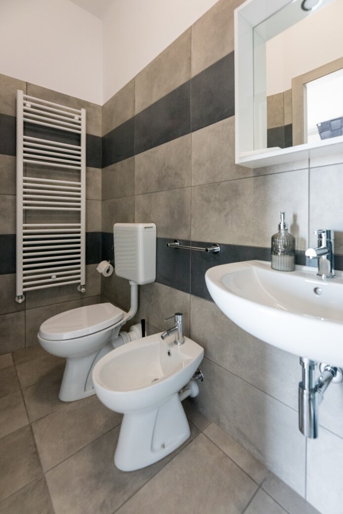 39443_c10ed9cd1c7b63e1527ab5295a5bba4abe0b7a10