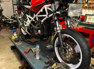 ducati%20748%20mod.jpeg ducati%20748%20mod.jpeg