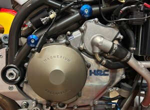 desmo%20ducati%20999.jpeg desmo%20ducati%20999.jpeg