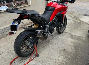 testa%20ducati%20999.jpeg testa%20ducati%20999.jpeg