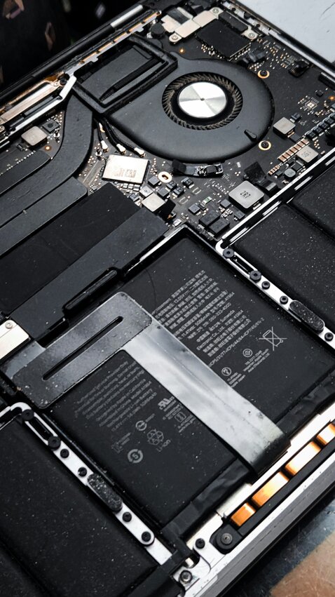 Intervento di assistenza tecnica su notebook e PC fisso San Donato di Lecce