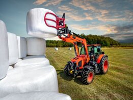 small digital-m6002_frontloader_grass_front_dynamic.jpeg small digital-m6002_frontloader_grass_front_dynamic.jpeg