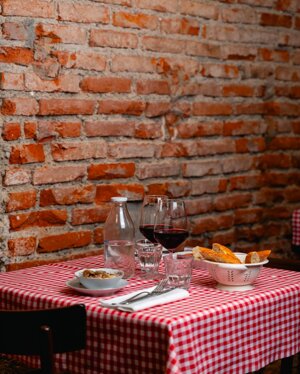 noleggio tovagliato tavola apparecchiata noleggio tovagliato tavola apparecchiata