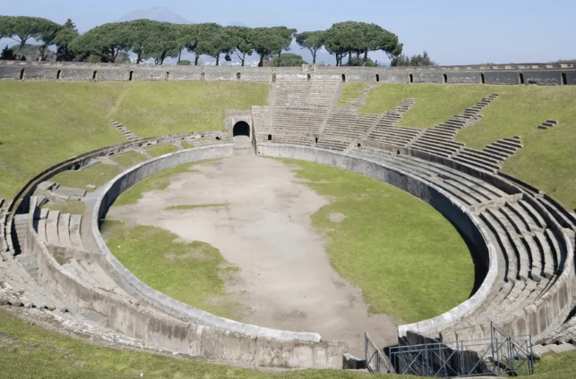 anfiteatro-pompei.png