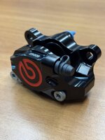 pinza-freno-posteriore-brembo-p2-34-cnc-nera-interasse