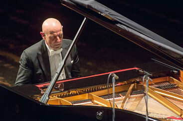 81ce8640-faa9-424a-8c02-a6a47a6526c2