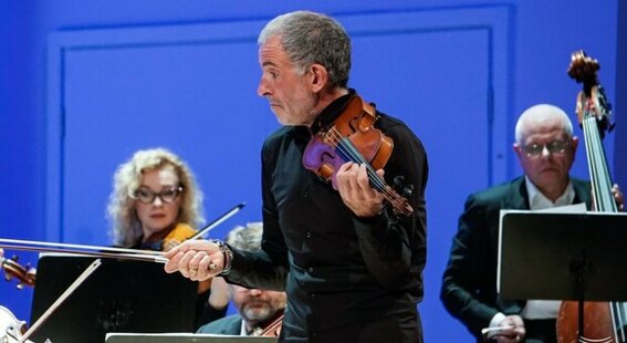 03de3b24-5501-4282-a80b-31e4364422e5