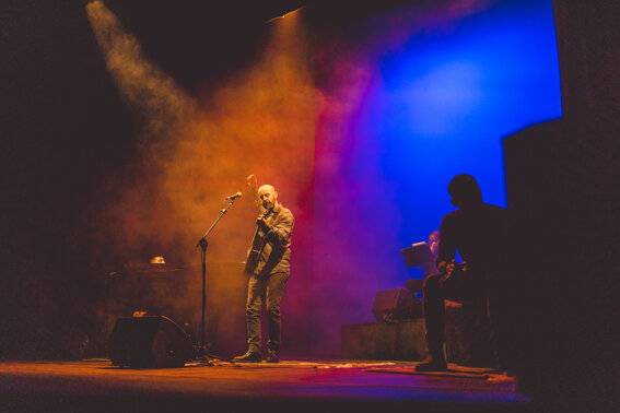 a08fb907-76d2-46f0-9018-0b3381a8741c