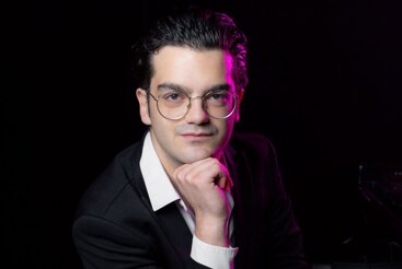 9df7d542-0569-4a7f-8096-ac0875c737f3