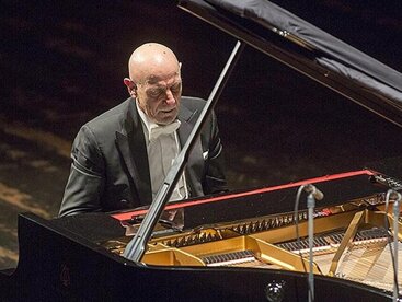 570b6559-b5b1-4253-b135-7104018a0cef