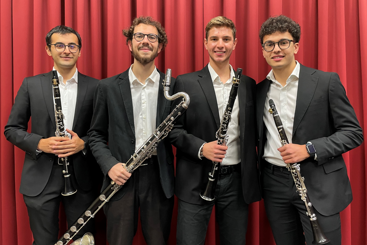 8a3dd6d8-0584-4b3d-a103-b7687695f343