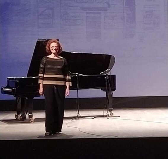 208c296a-8fee-4b4a-85ad-82565cdb05eb