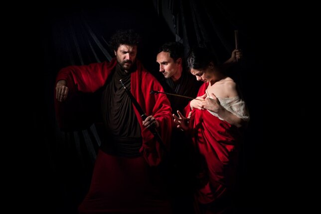 tableaux-vivants-pgr_chiaroscuro-martirio-di-sant_orsola-caravaggio-foto-gaetano-pappalardo.jpeg