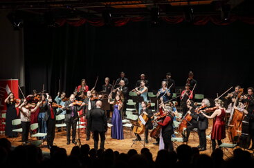 04a9b914-956e-4456-a123-497d69170154