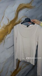 maglietta-con-canotta-incorporata-con-due-varianti-di-colore