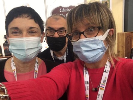 989cca85-ab83-4a1a-9728-54702ed0f436