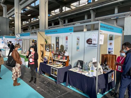 f24ce211-26a2-4dd2-9e43-df37bc7b9ce3