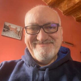 24cfce99-37be-4365-b5b7-02ff8d68d053