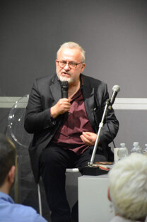 7d3ef73e-16b2-4301-b4e0-30d5e98f0e94