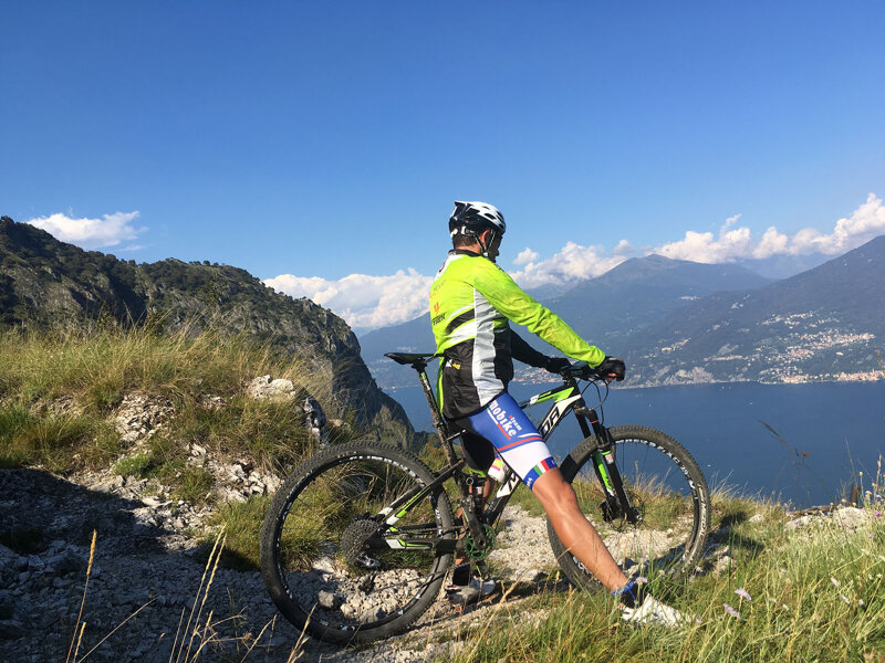 f793dc35-366c-47e5-bdac-05f9395c163d