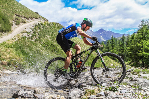 99ed1733-01a2-40d5-ac14-36481424ee15