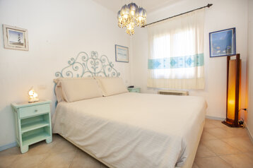 aedc9053-1255-44b5-aa45-65cfaad1a110