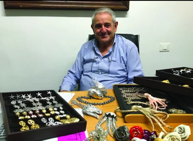 antonio in studio.jpeg