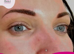 Sopracciglia effetto pelo per cliente di Oristano risultato naturale