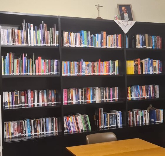 4f3da204-8131-47aa-815c-89f2f0633408