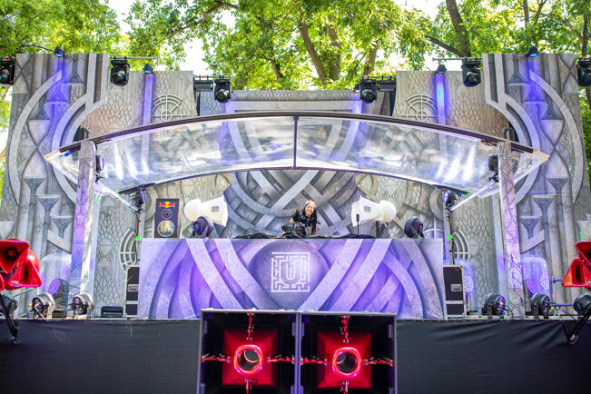 78abe45f-ab6d-4c1d-8c94-6f26411d9316