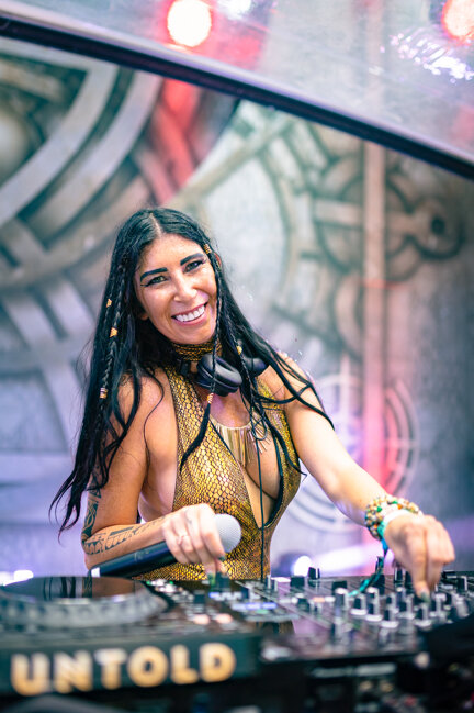 860f2521-408b-4550-b873-ec97d0203809