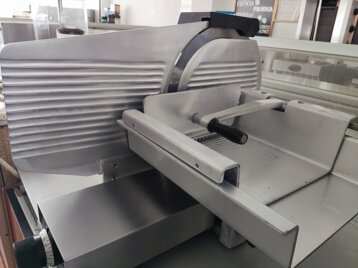 8b0a676d-a47f-442b-9905-ba5fff1f7043