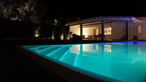 1afe8e44-32e7-4a0e-81a6-f3b63b5fdc4c