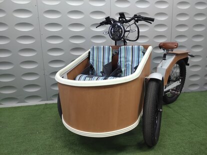 d7500f28-f674-4850-9db9-26aee3aeb0a3