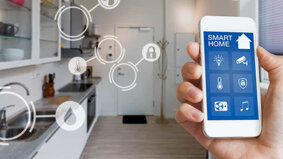 smartphone-casa-domotica-2.jpeg