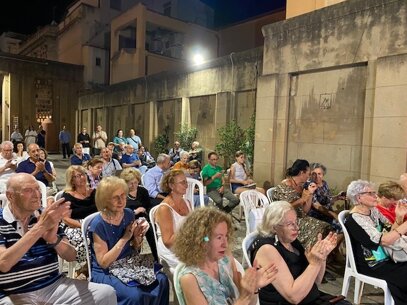 foto 4 - poesia, musica e teatro al chiostro san giorgio - 8 luglio 2026.jpeg