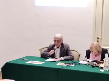 foto 4 - poeti a confronto - 29 apriloe 2026.jpeg