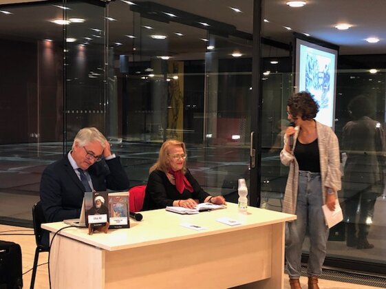 9c6afb30-00f5-45d8-b8c4-da3b91a1f38d 9c6afb30-00f5-45d8-b8c4-da3b91a1f38d