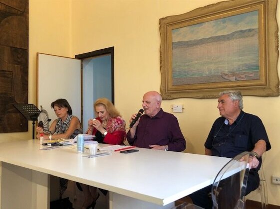 6b2f0e9d-0b55-4677-9055-d6d57d5fa9dd 6b2f0e9d-0b55-4677-9055-d6d57d5fa9dd