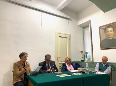 foto 1 - poeti a confronto - 29 apriloe 2026.jpeg