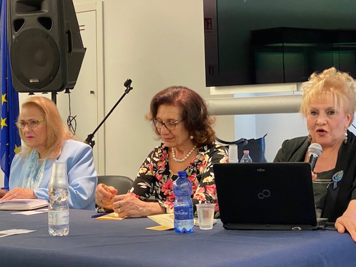 Loreley Rosita Borruto - Maria Caccamo Caltabiano - Paola Radici Colace.