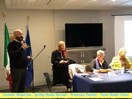 71b94d89-a9a6-4ecc-b909-d4760320ac48 71b94d89-a9a6-4ecc-b909-d4760320ac48