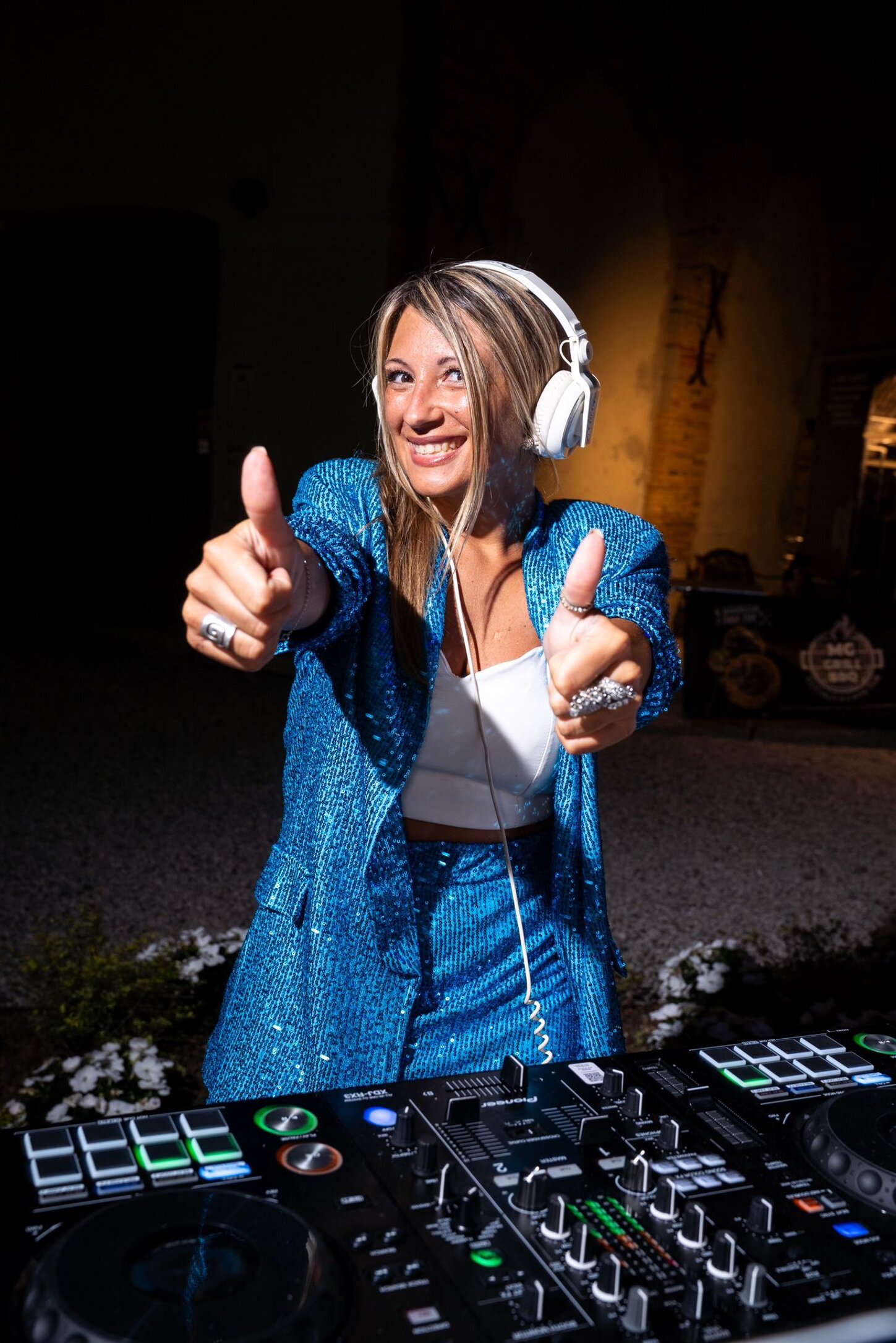 veronika dj1ph.jpeg veronika dj1ph.jpeg