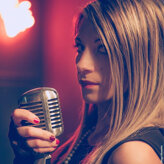 veronika singer1ph.jpeg veronika singer1ph.jpeg