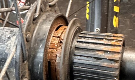 40217_8ffbc0d6e367fcab1772901e4172b1b99422e74e 40217_8ffbc0d6e367fcab1772901e4172b1b99422e74e