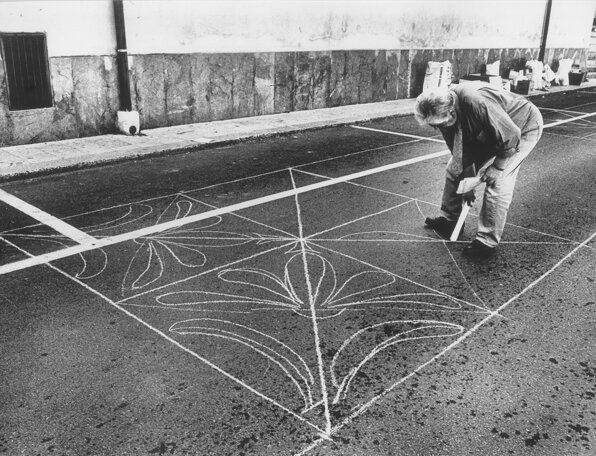 foto diacono trentacoste infiorata.jpeg foto diacono trentacoste infiorata.jpeg