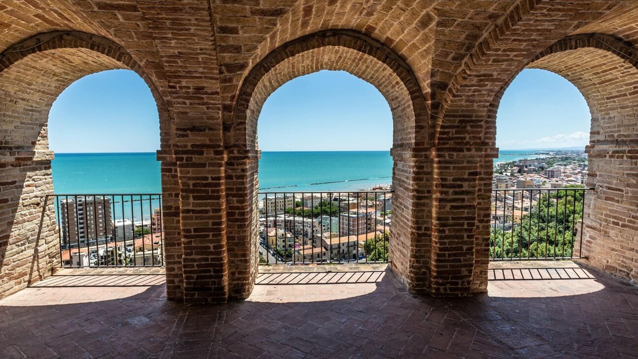 grottammare paese alto_.jpeg