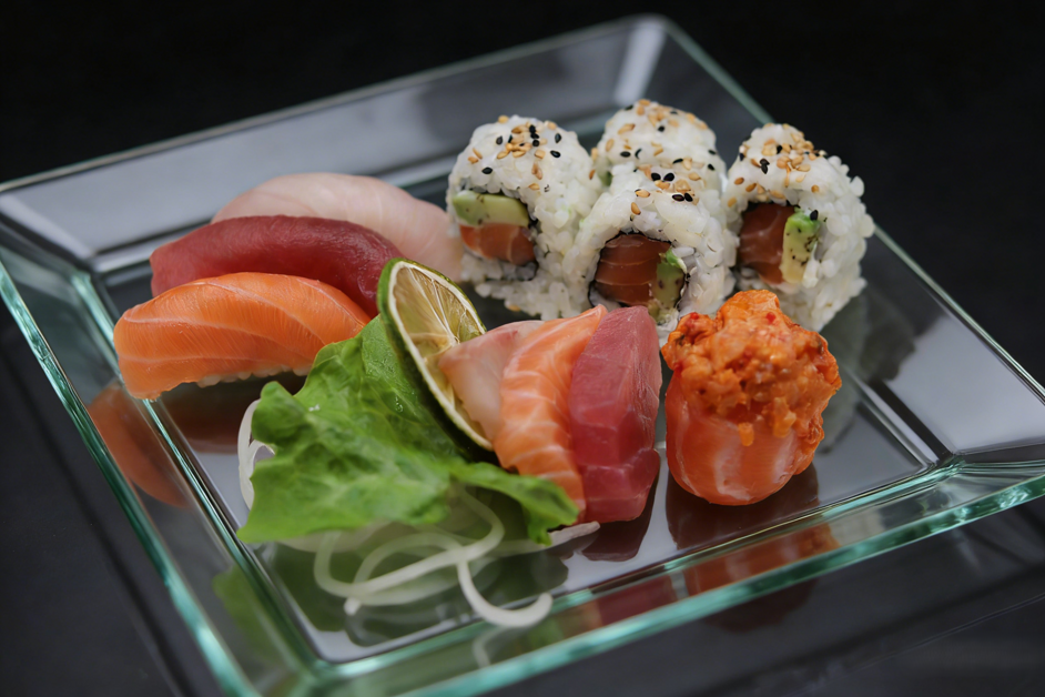HayashiSushi HayashiSushi