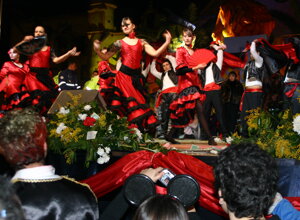 carnevale%20cinisi%202009%20188.jpeg carnevale%20cinisi%202009%20188.jpeg