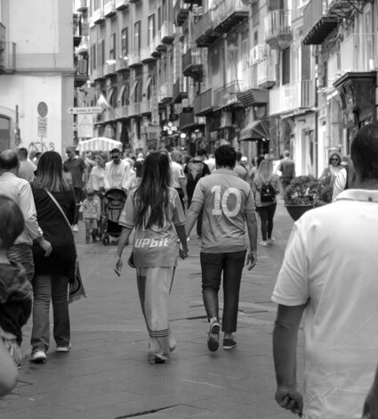 07_def_foto_libro_linda.jpeg 07_def_foto_libro_linda.jpeg